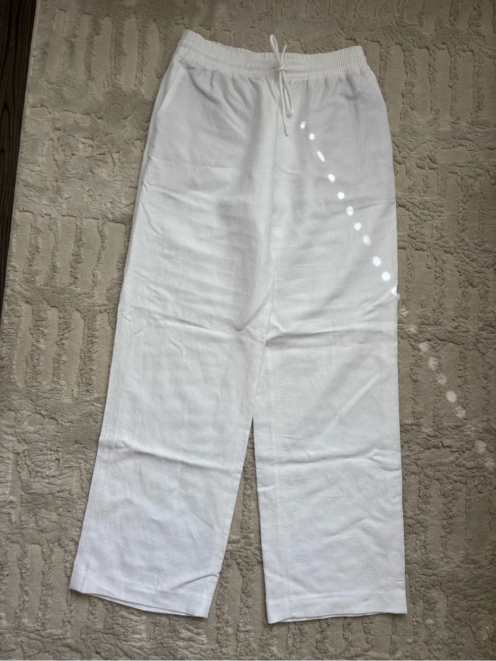 Wilfred Thesis White Linen Pants